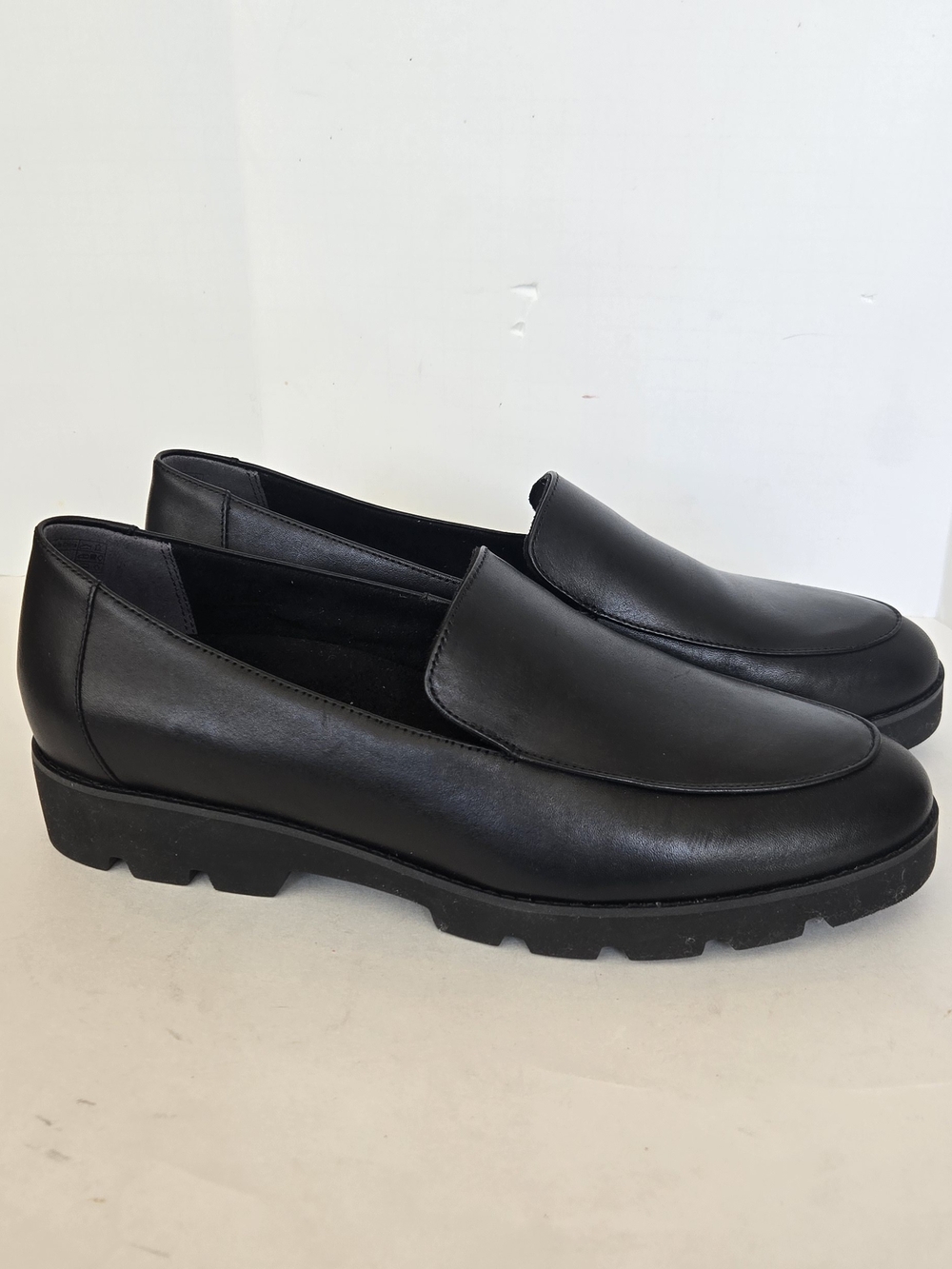 Vionic Black Leather Lug Sole Women's Loafers